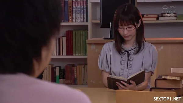 hôn sâu Trai ngoan nhút nhát phải lòng gái hư